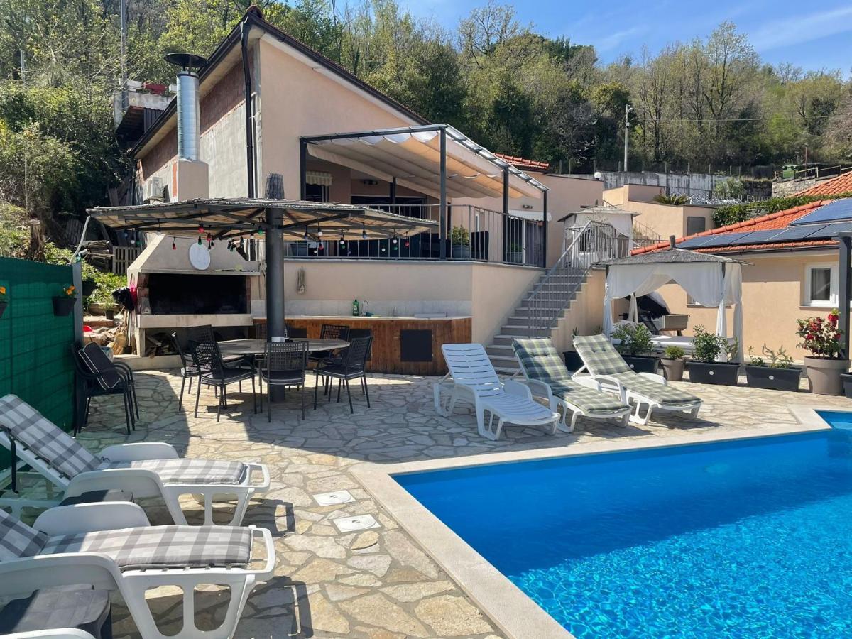 Apartments Kroatien Lovran Exterior photo