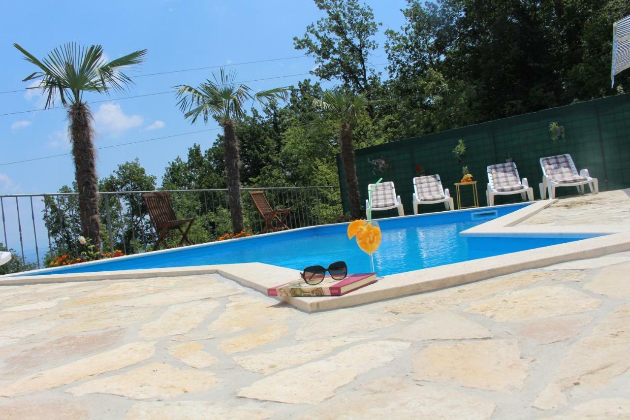 Apartments Kroatien Lovran Exterior photo
