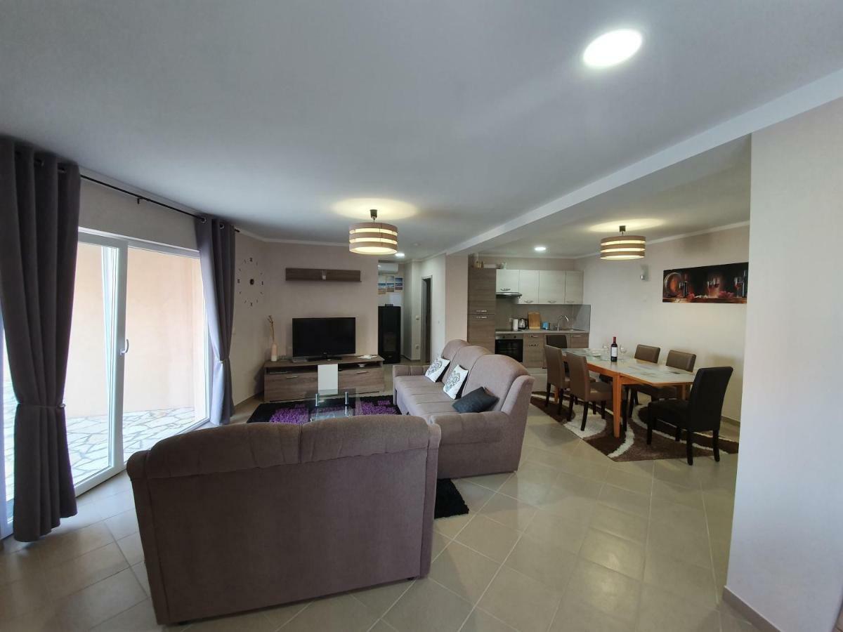 Apartments Kroatien Lovran Exterior photo